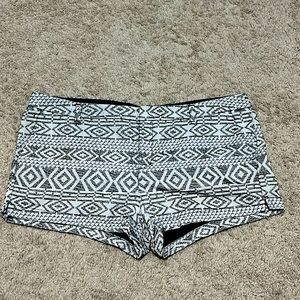 Merona Patterned Shorts Size 16
